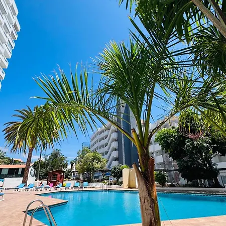 Lovely Estudio Americas, Sea View Apartment *