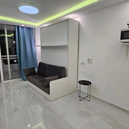 Lovely Estudio Americas, Sea View Apartment *