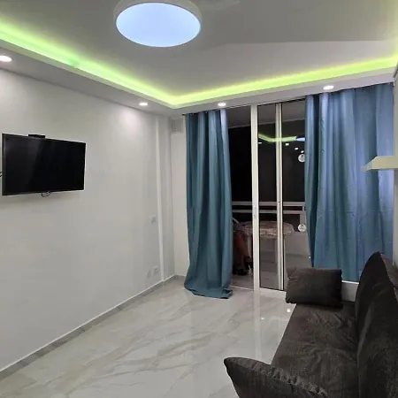 Apartment Lovely Estudio Americas, Sea View