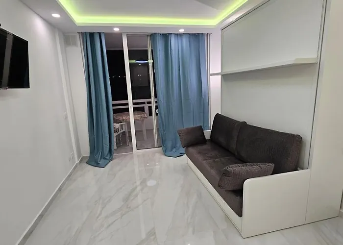 Lovely Estudio Americas, Sea View *