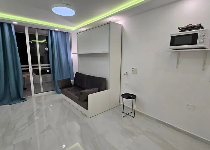 Lovely Estudio Americas, Sea View アパート *